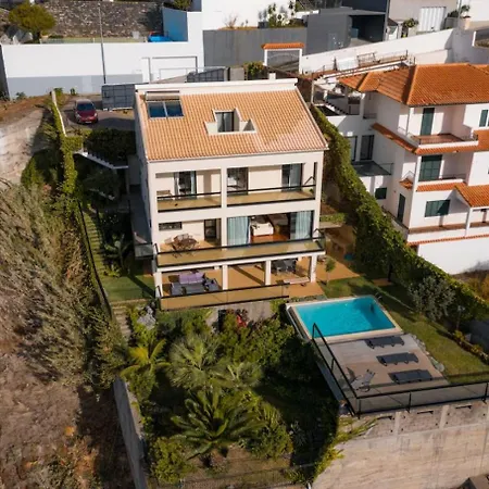 Mansion Over The Sea With Pool, Barbecue And Garden Caniço